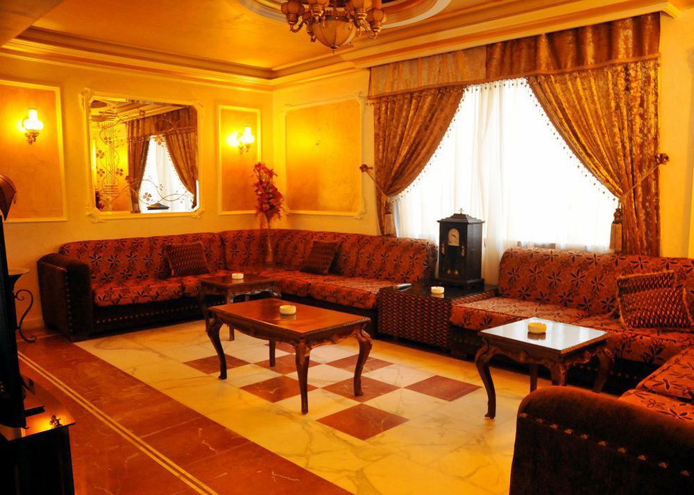 Legend Hotel Beirut Exteriör bild