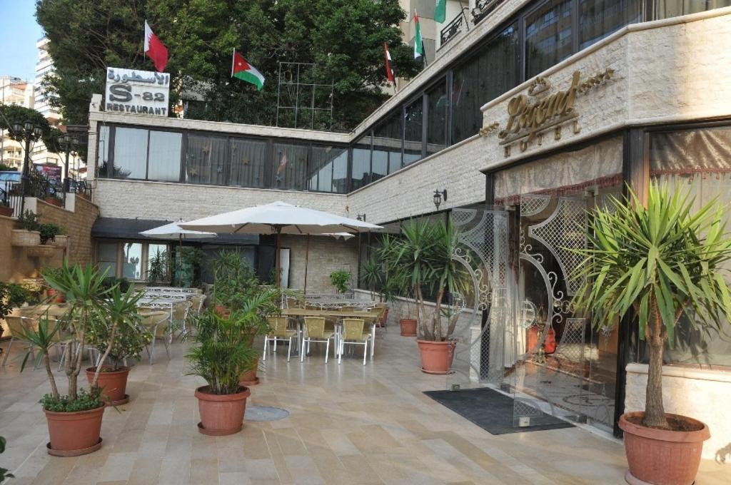 Legend Hotel Beirut Exteriör bild