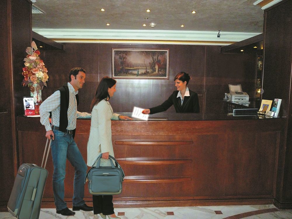 Legend Hotel Beirut Exteriör bild